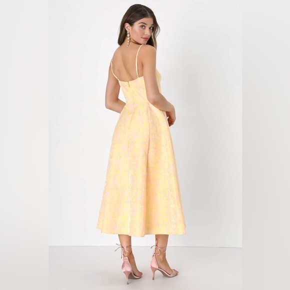 NWT Lulus Meet for Tea Yellow Jacquard Bustier Midi Dress with Pockets, Large - Picture 3 of 16